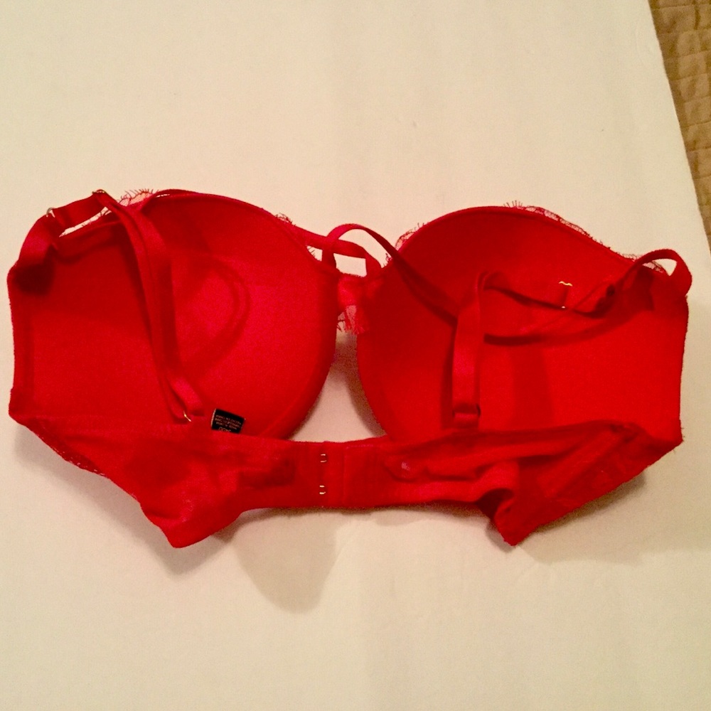 VICTORIA SECRET VERY SEXY PUSH UP BRA - Picture 2 of 3